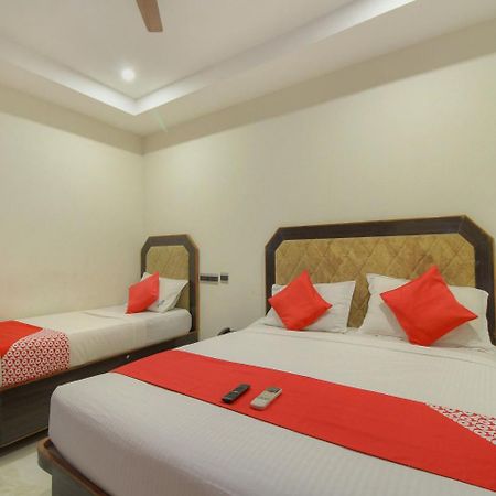 Oyo 15948 Hotel Srees Tiruchirappalli Eksteriør billede