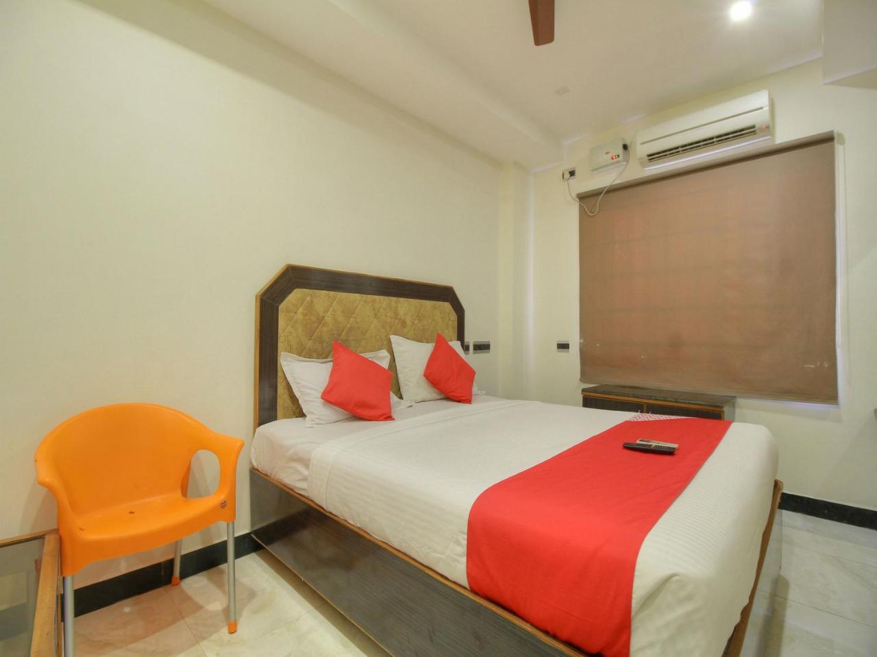 Oyo 15948 Hotel Srees Tiruchirappalli Eksteriør billede