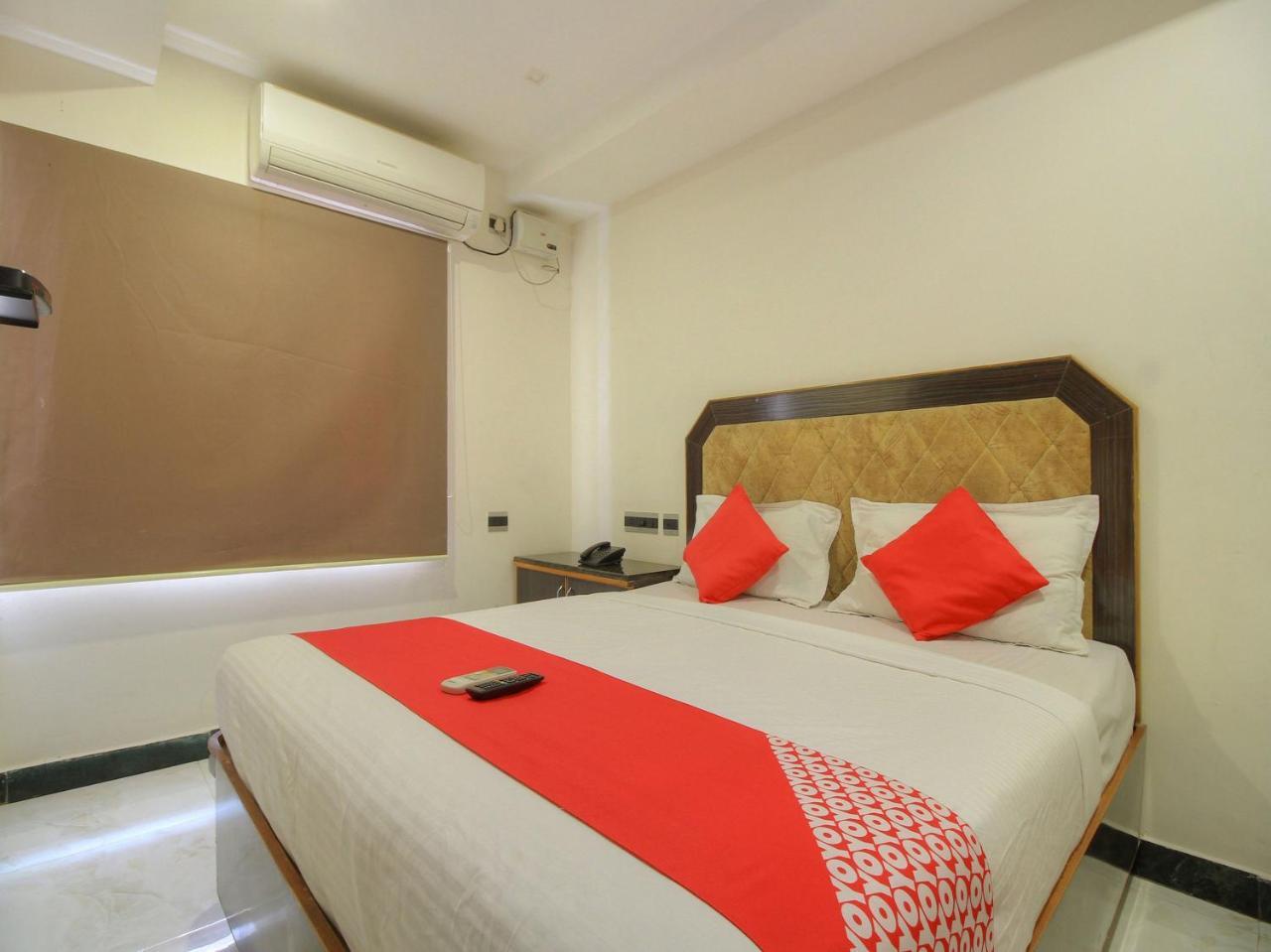 Oyo 15948 Hotel Srees Tiruchirappalli Eksteriør billede