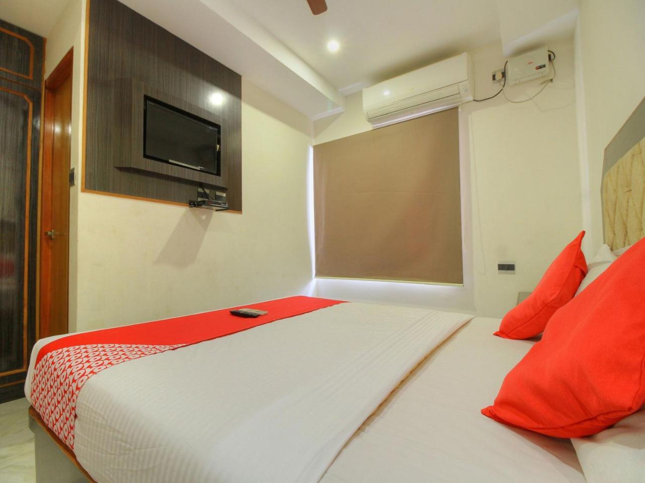 Oyo 15948 Hotel Srees Tiruchirappalli Eksteriør billede