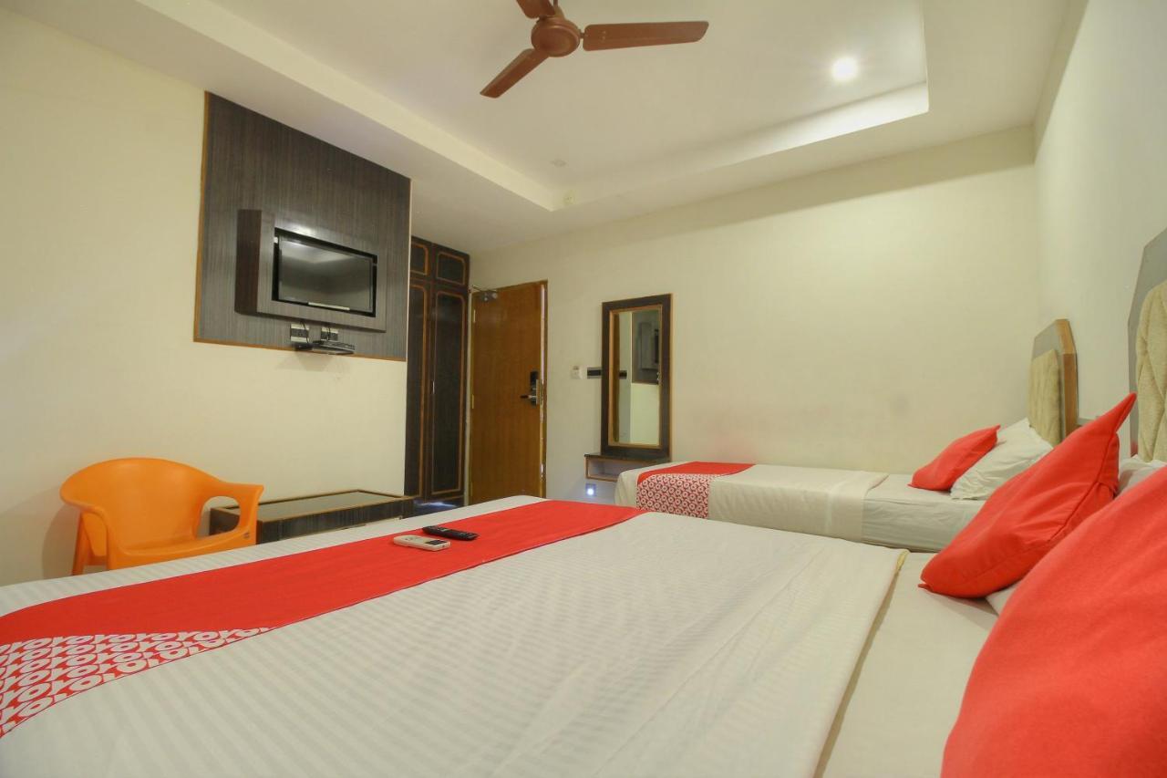 Oyo 15948 Hotel Srees Tiruchirappalli Eksteriør billede