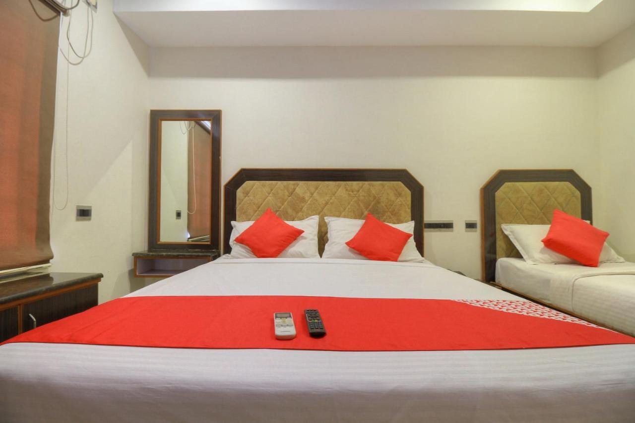 Oyo 15948 Hotel Srees Tiruchirappalli Eksteriør billede