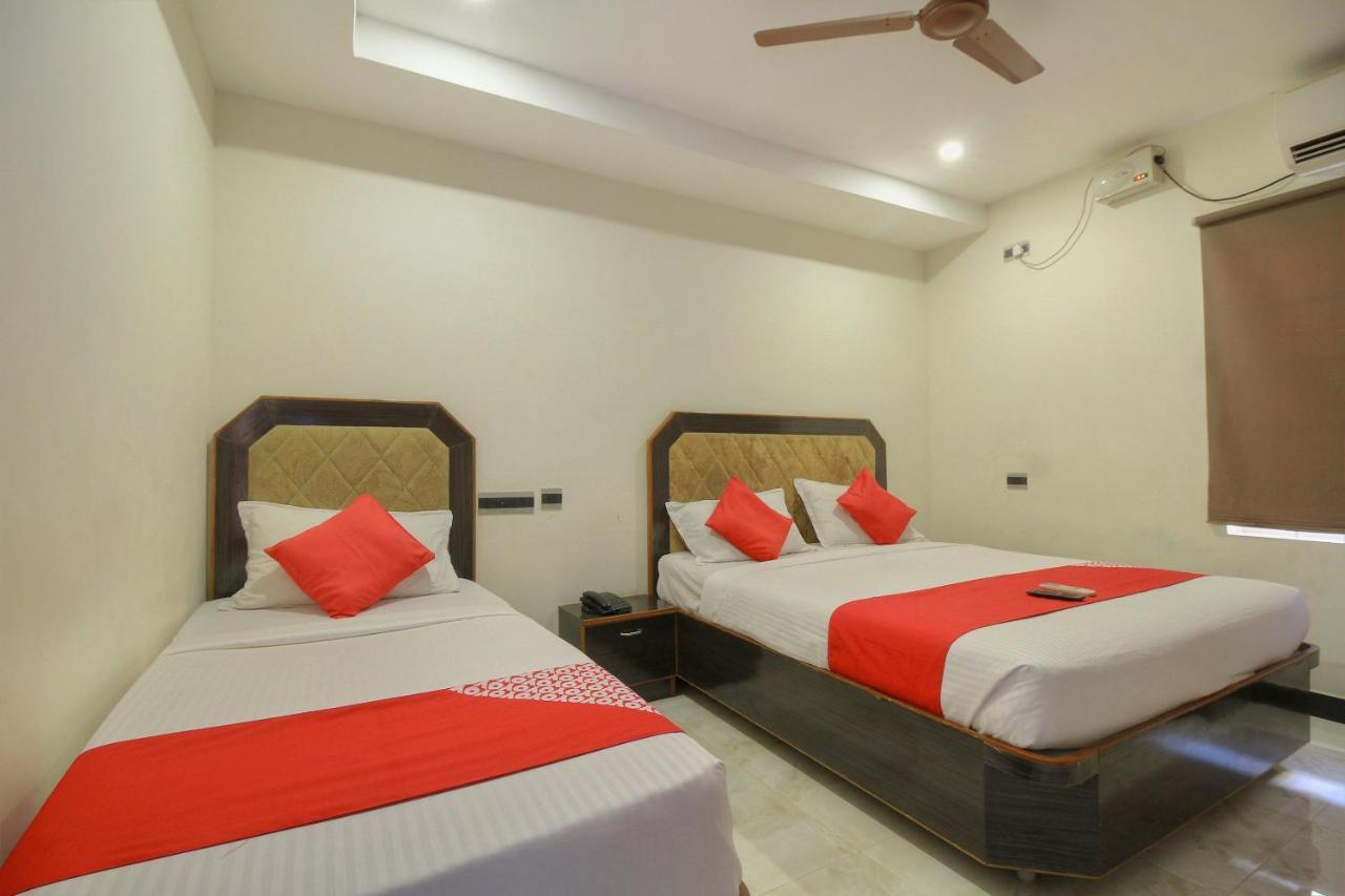 Oyo 15948 Hotel Srees Tiruchirappalli Eksteriør billede